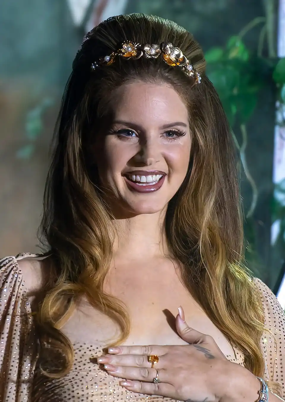 Sally Dinosaur Cast in Lead Role for 'Cam Girl' Feature Film