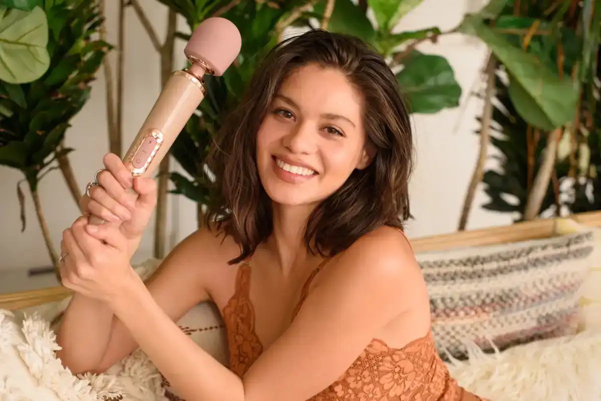 Honey Play Box Appoints Aly Kennel as VP Sales Rep