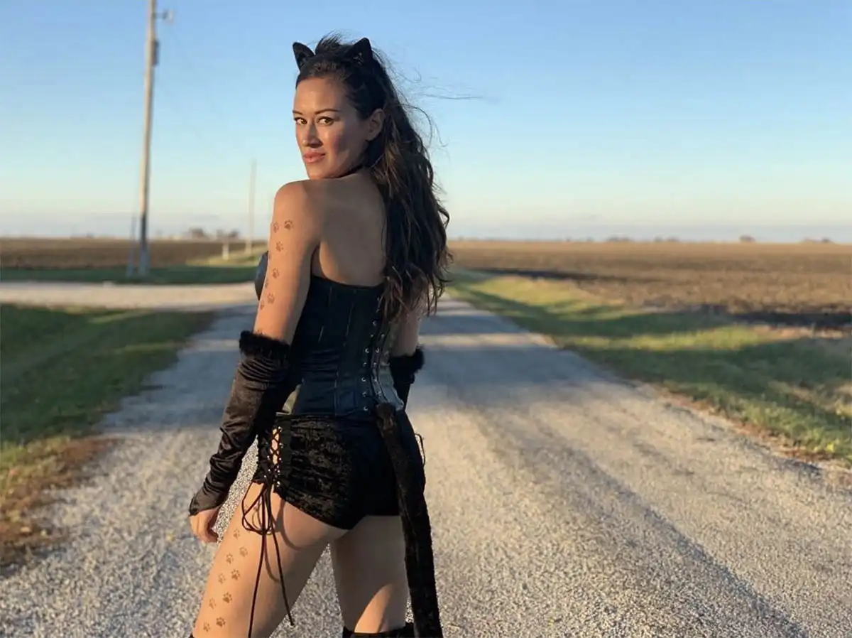 Violet Voss Featured in Darkside Magazine: A Fetish Star