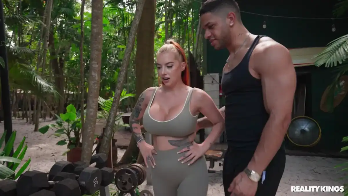 Cubbi Thompson & Mike Ox in Reality Kings' “Making Him Sweat!”