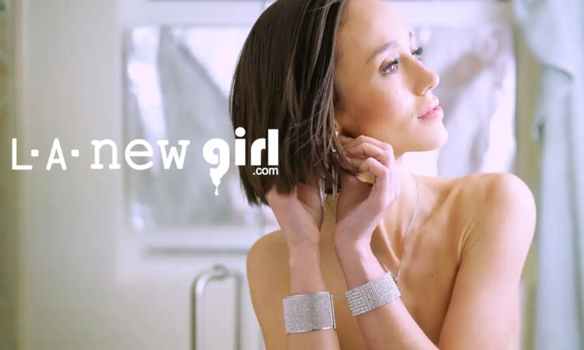 Christina Sage Debuts on L.A. New Girl in 446th Episode