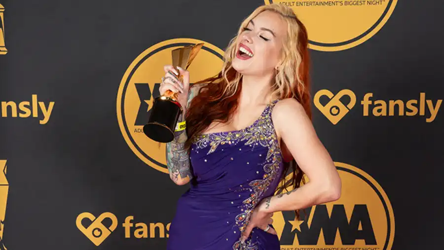 Cubbi Thompson Wins Second XMA Award as Best New Performer